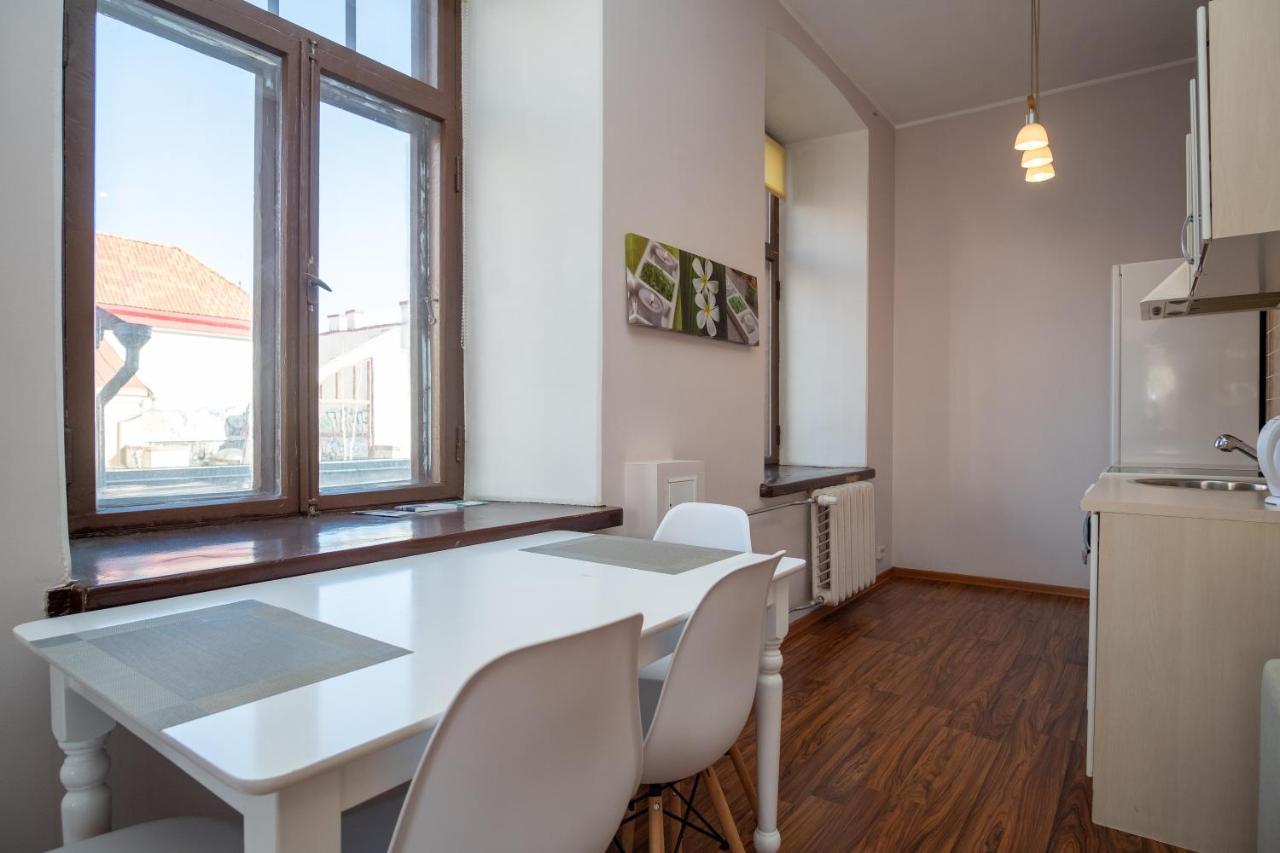 Old Town Studio Apartment - Uus Street 24 Tallinn Exterior foto